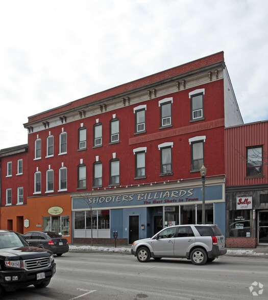 37-39 King Av E, Newcastle, ON for lease - Building Photo - Image 3 of 4