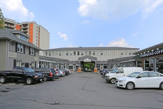 Plus de détails pour 7787 Yonge St, Markham, ON - Commerce de détail à louer