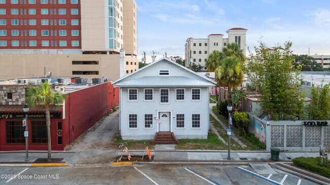 Plus de détails pour 814 E New Haven Ave, Melbourne, FL - Bureau à vendre