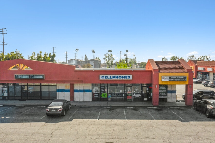 605-665 E Arrow Hwy, Azusa, CA à louer - Photo du bâtiment - Image 3 de 7