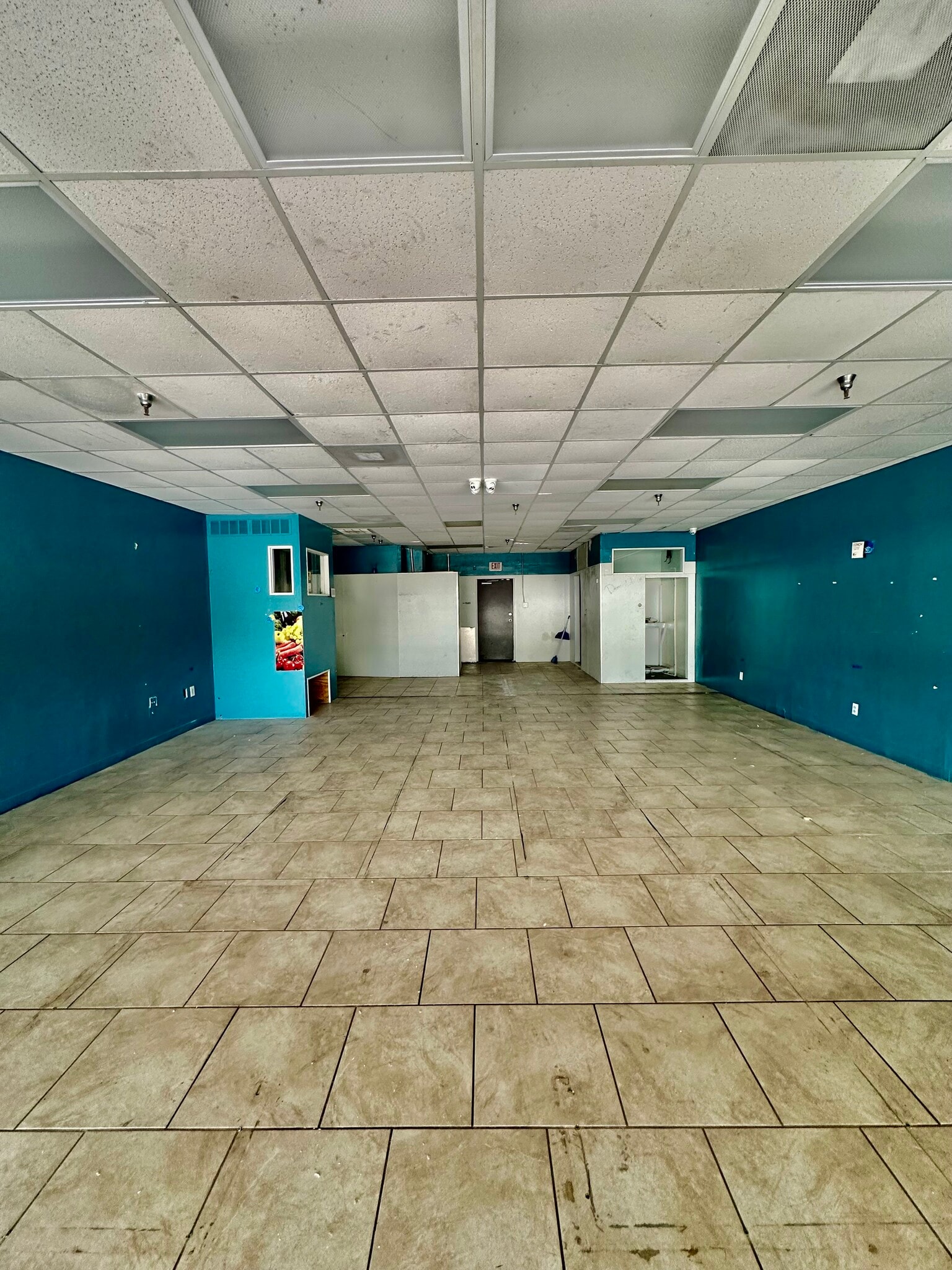 500 S Duncan Rd, Tavares, FL à louer Photo intérieure- Image 1 de 1