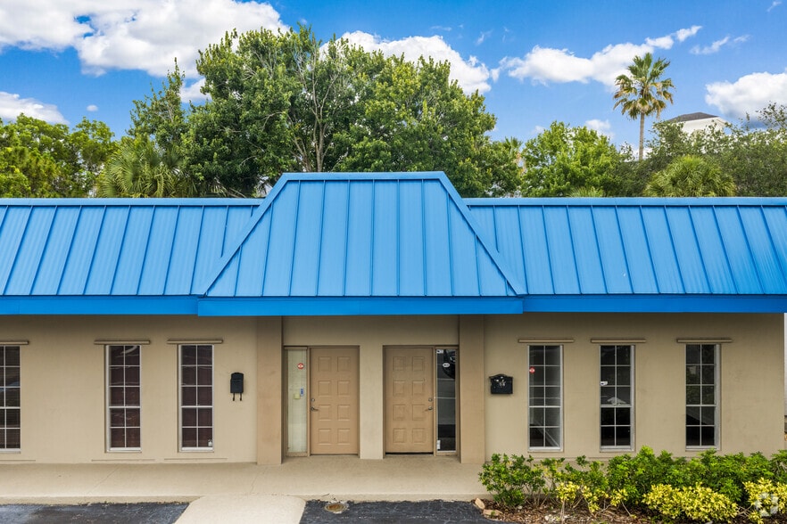 2501 W Hillsboro Blvd, Deerfield Beach, FL for lease - Building Photo - Image 3 of 7