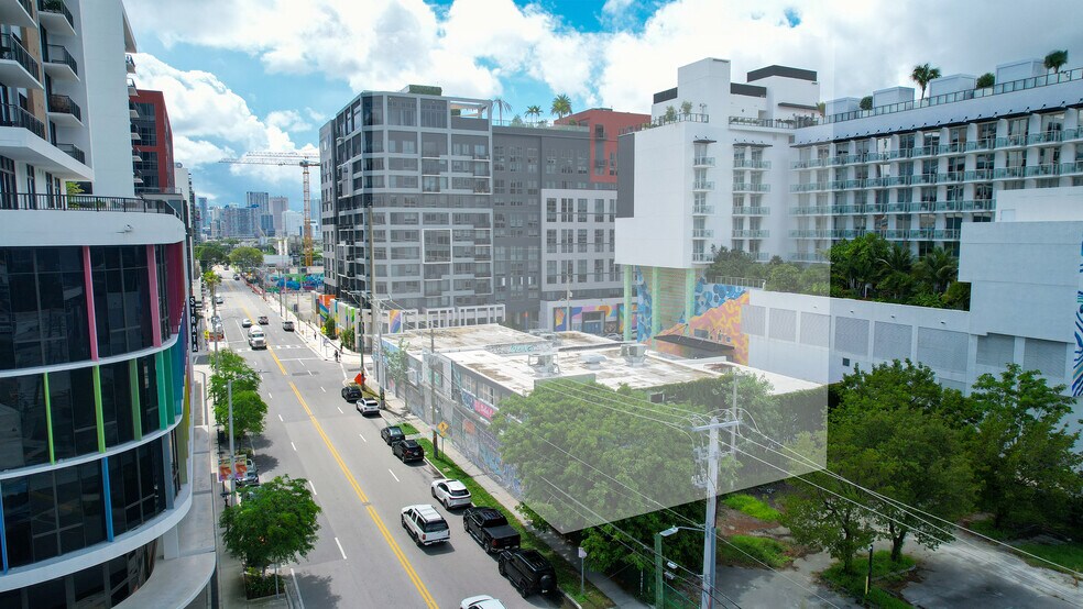 2214 N Miami Ave, Miami, FL à vendre - Photo du bâtiment - Image 2 de 7