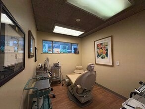 51 Renato Ct, Redwood City, CA à louer Photo intérieure- Image 2 de 7