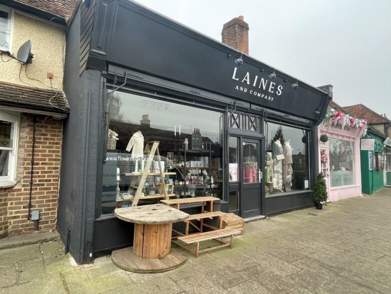 8 High St, Kings Langley for sale - Building Photo - Image 1 of 1