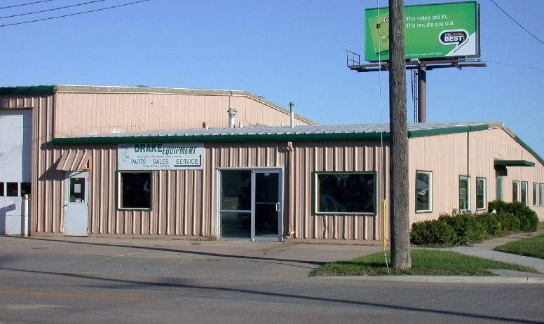 1501 N Minnesota Ave, Sioux Falls, SD for lease - Building Photo - Image 2 of 18