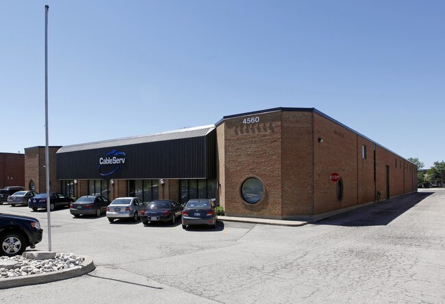 Plus de détails pour 4560 Eastgate Pky, Mississauga, ON - Industriel à louer