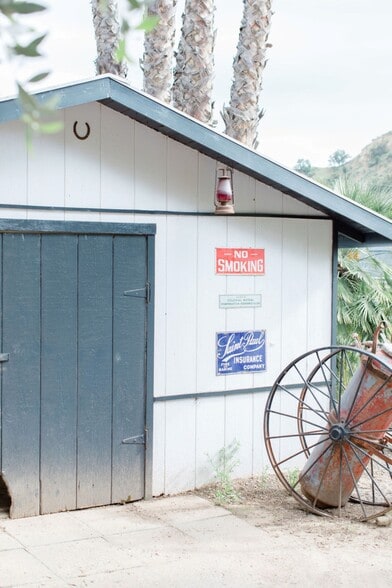 8785 Santiago Canyon Rd, Silverado, CA for lease - Building Photo - Image 3 of 4