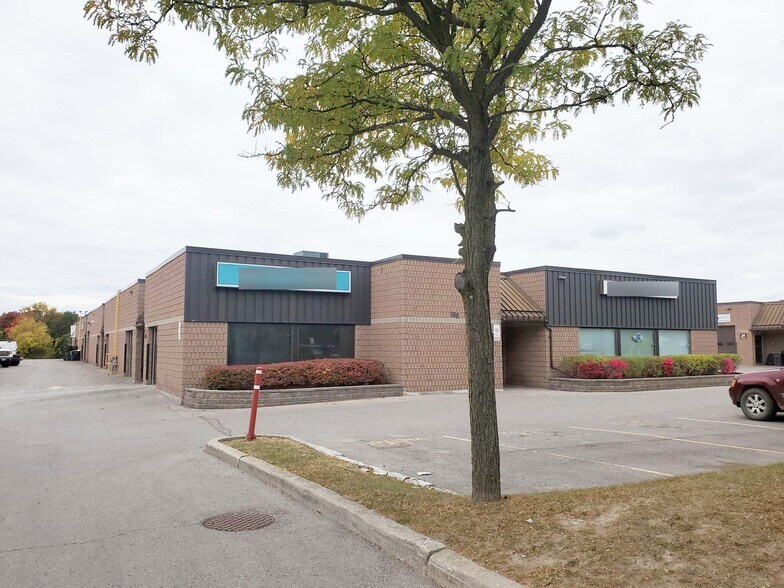 100 Sandiford Dr, Whitchurch-Stouffville, ON à louer - Photo du bâtiment - Image 1 de 1
