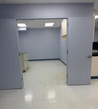 4260 US Highway 1, Monmouth Junction, NJ for lease Interior Photo- Image 2 of 5