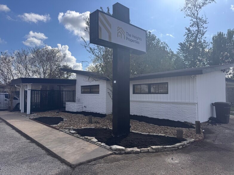 1212 Crosstimbers St, Houston, TX à vendre - Photo du bâtiment - Image 1 de 16