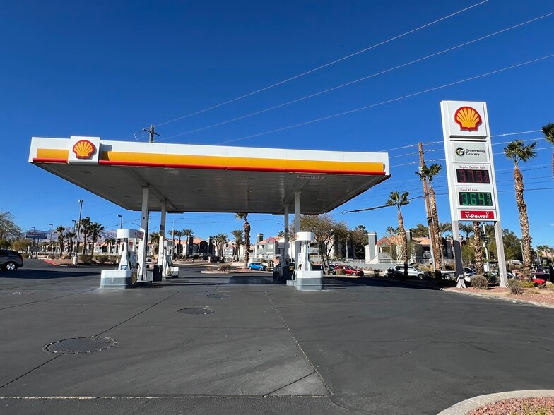 8601 W Charleston Blvd, Las Vegas, NV for sale - Primary Photo - Image 1 of 3