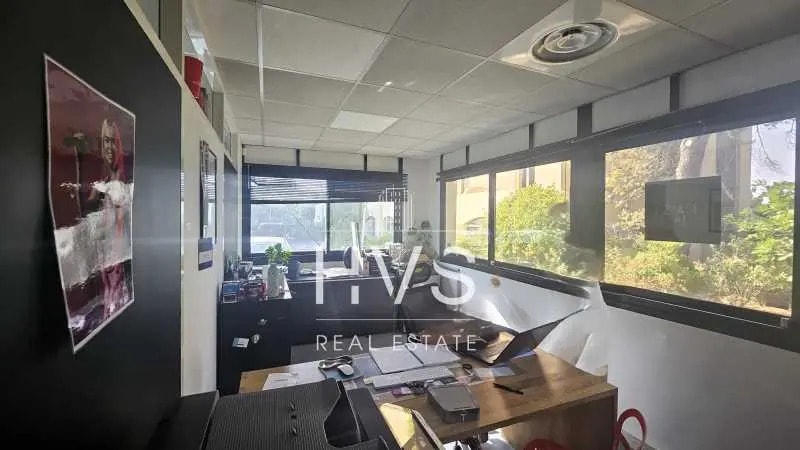 Bureau dans Aix-en-Provence à louer - Photo intérieure - Image 3 de 4