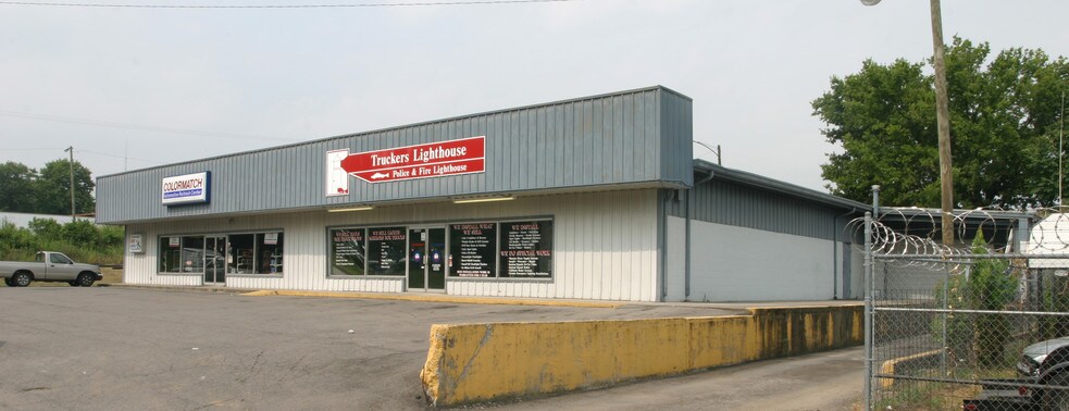 1213-1215 Foster Ave, Nashville, TN à louer - Photo du bâtiment - Image 2 de 3
