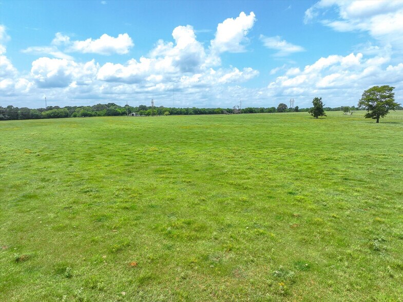 Tract 8 County Road 3415, Jacksonville, TX à vendre - Photo du bâtiment - Image 3 de 17