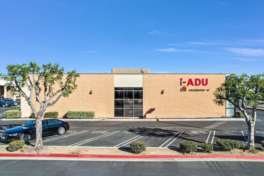 3501 Hart Ave, Rosemead, CA à louer - Photo du bâtiment - Image 3 de 42