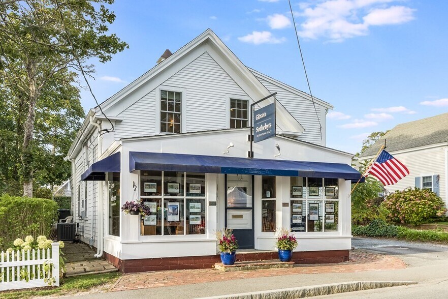 409 Main St, Chatham, MA à vendre - Photo du bâtiment - Image 2 de 38