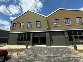 More details for 1 Rue René Dubos, Groslay - Flex for Lease