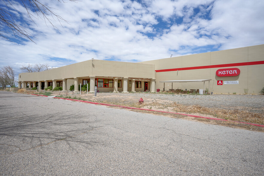 1951 Hwy 304, Belen, NM à vendre - Photo du bâtiment - Image 1 de 1