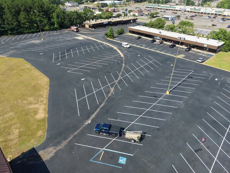 2337-2375 1st St NE, Center Point, AL à louer - Photo du bâtiment - Image 3 de 29