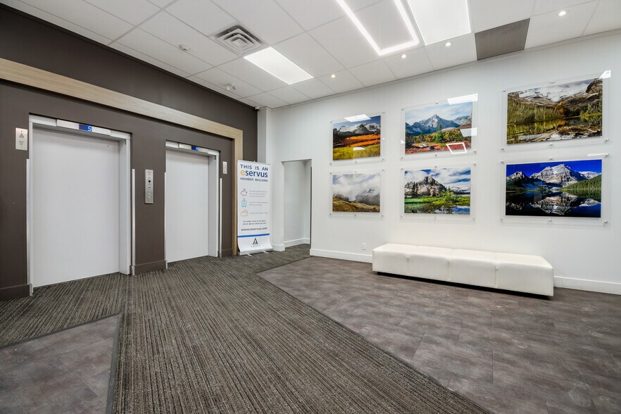 609 14th St NW, Calgary, AB à louer - Hall d’entrée - Image 3 de 23
