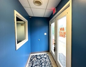 7370-7372 Kingsgate Way, West Chester, OH for lease Interior Photo- Image 2 of 8