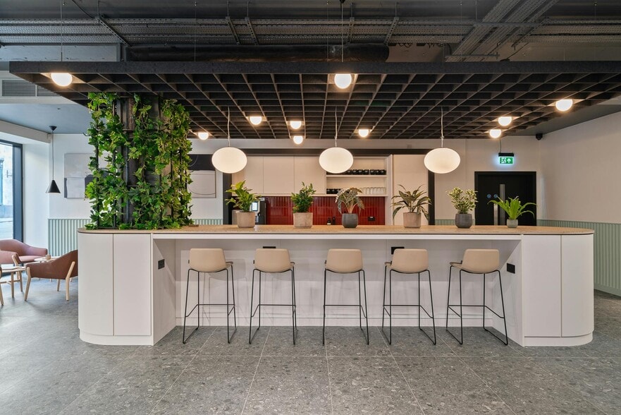 17 Quay St, Manchester for lease - Interior Photo - Image 1 of 14