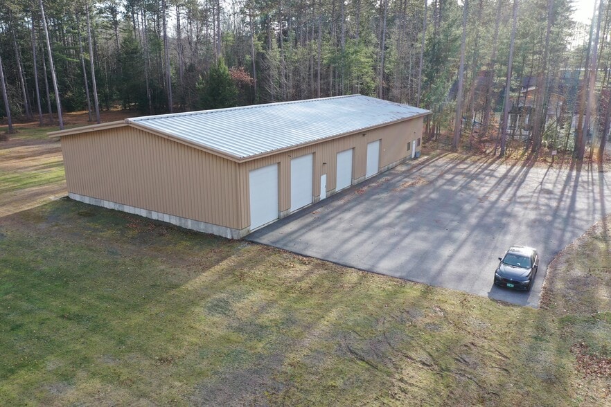6 Oliver Wight Dr, Essex, VT for lease - Primary Photo - Image 1 of 1