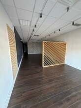 35104 US Highway 19 N, Palm Harbor, FL for lease Interior Photo- Image 1 of 3