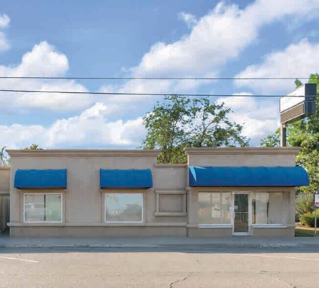2378 & 2380 W Tahoe Ave, Caruthers, CA à louer - Photo du bâtiment - Image 2 de 3