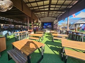 409 Bradford Ave, Kemah, TX for lease Interior Photo- Image 1 of 24