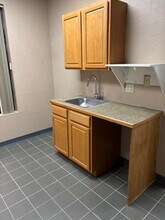 12211-12213 W Bell Rd, Surprise, AZ à louer Photo intérieure- Image 2 de 6