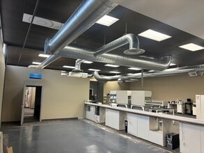 902-924 W Indiana Ave, Spokane, WA à louer Photo intérieure- Image 2 de 5