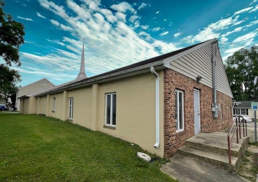 201 N Lynchburg St, Chestertown, MD for sale - Building Photo - Image 2 of 8