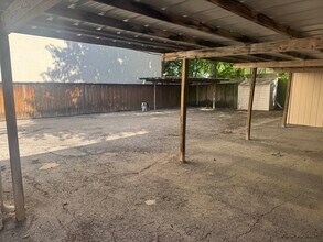 4611 Bryce Ave, Fort Worth, TX for lease Building Photo- Image 2 of 9