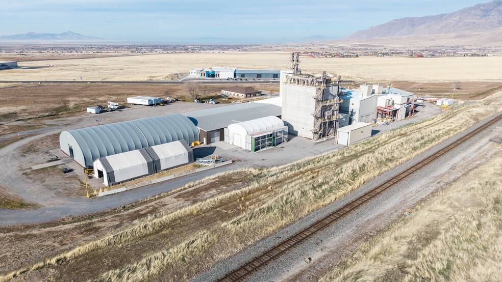 712 E 2400 N, Tooele, UT à vendre - Photo du bâtiment - Image 3 de 21