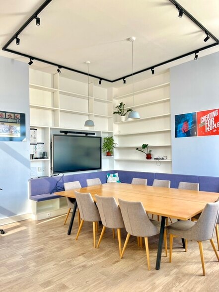 51 Rue Sainte-Anne, Paris for lease - Building Photo - Image 3 of 12