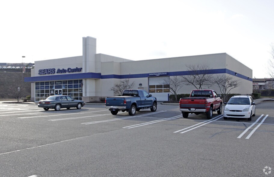 1500 Robinson Center Dr, Pittsburgh, PA à louer - Photo du bâtiment - Image 2 de 7