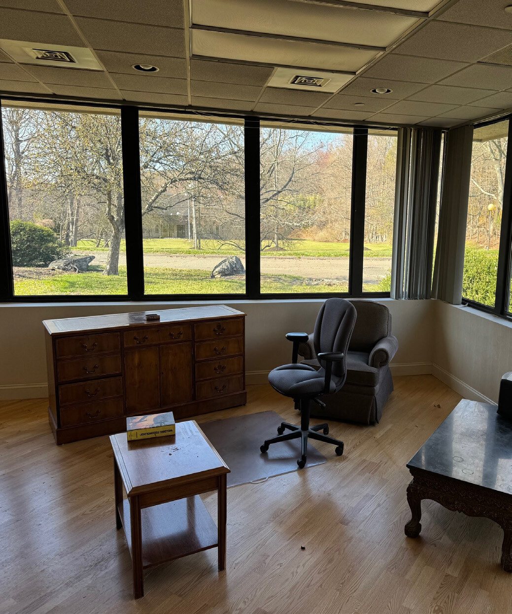 1 Trefoil Dr, Trumbull, CT for lease Interior Photo- Image 1 of 6
