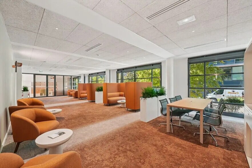 46 Rue Camille Desmoulins, Issy-les-Moulineaux à louer - Photo du bâtiment - Image 2 de 14