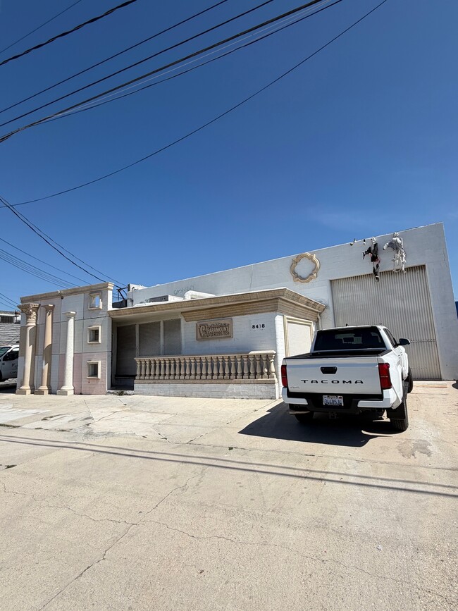 Plus de détails pour 8438 San Fernando Rd, Sun Valley, CA - Industriel à vendre