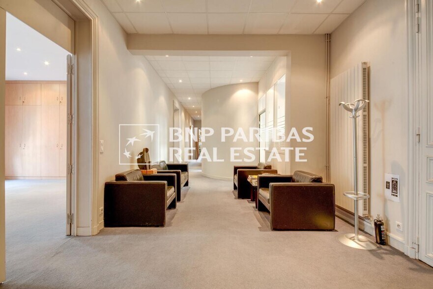 37 Rue Galilée, Paris à louer - Photo intérieure - Image 3 de 12
