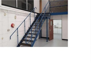 Unit 8 Canada Close, Banbury à louer Photo du bâtiment- Image 2 de 4