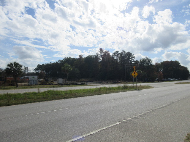 3210 Broad St, Sumter, SC for sale - Primary Photo - Image 1 of 17