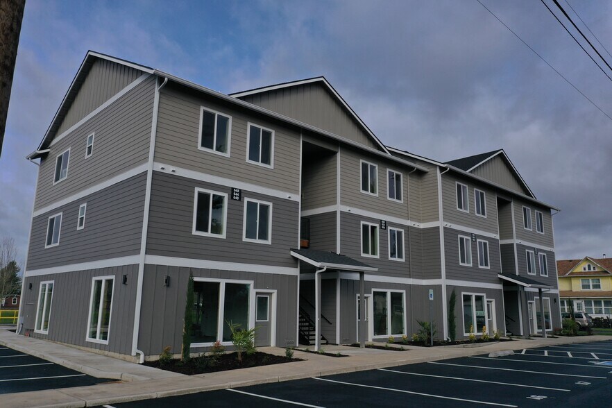 600 4th St, Gervais, OR à louer - Photo du bâtiment - Image 1 de 10