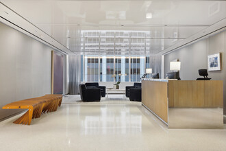 1285 Avenue of the Americas, New York, NY for lease Interior Photo- Image 2 of 4