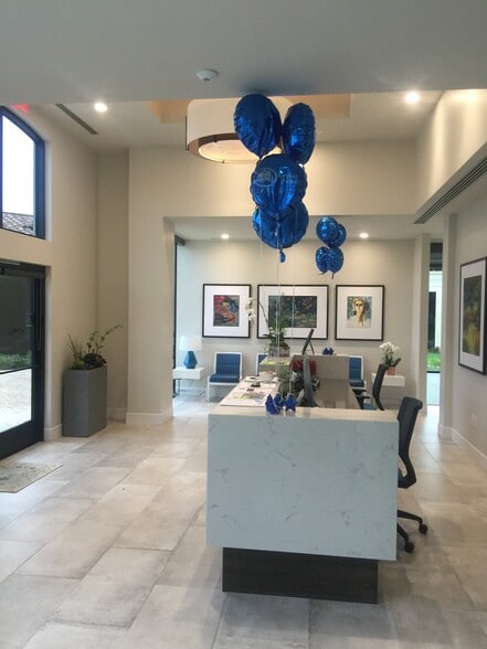 3249 Old Conejo Rd, Newbury Park, CA for sale - Interior Photo - Image 2 of 7