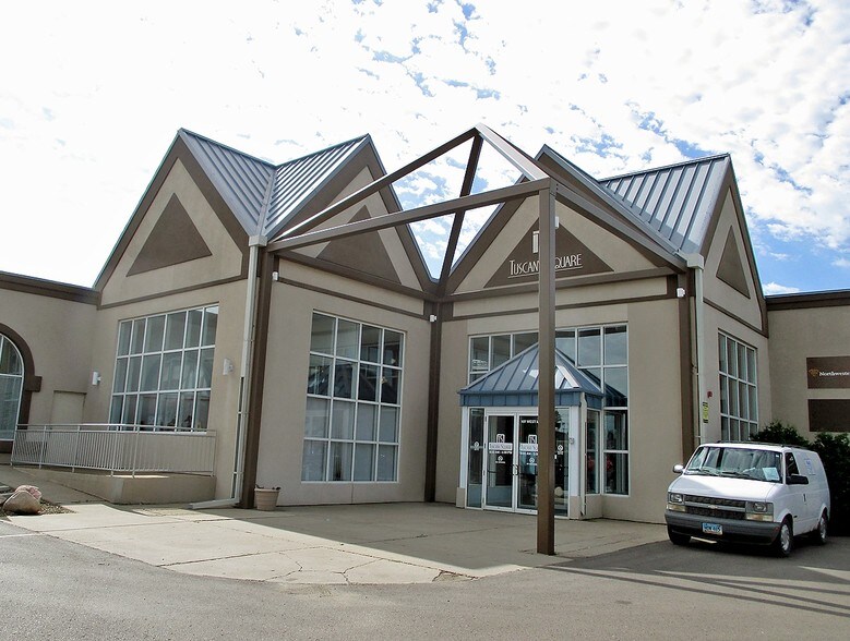 107 W Main Ave, Bismarck, ND à louer - Photo du bâtiment - Image 2 de 25