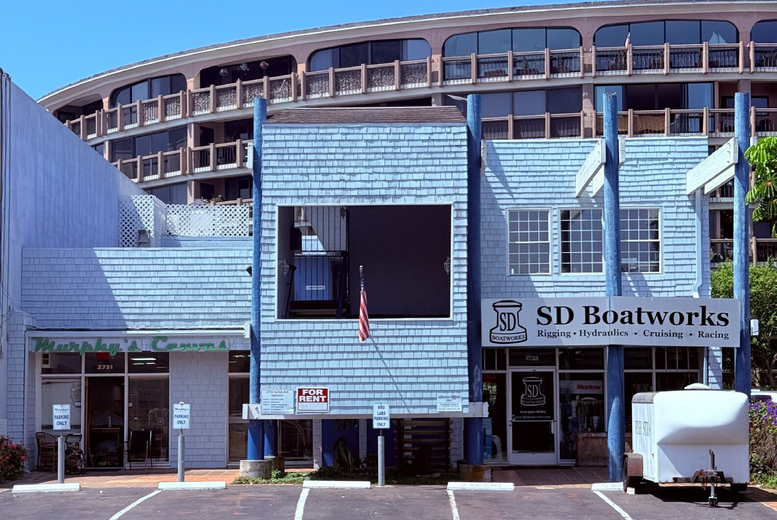 2731-2733 Shelter Island Dr, San Diego, CA à louer Photo du bâtiment- Image 1 de 6