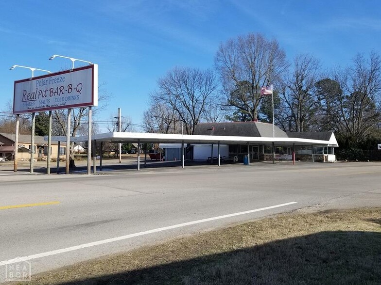 416 US 67 Business, Walnut Ridge, AR à vendre - Photo du bâtiment - Image 1 de 1